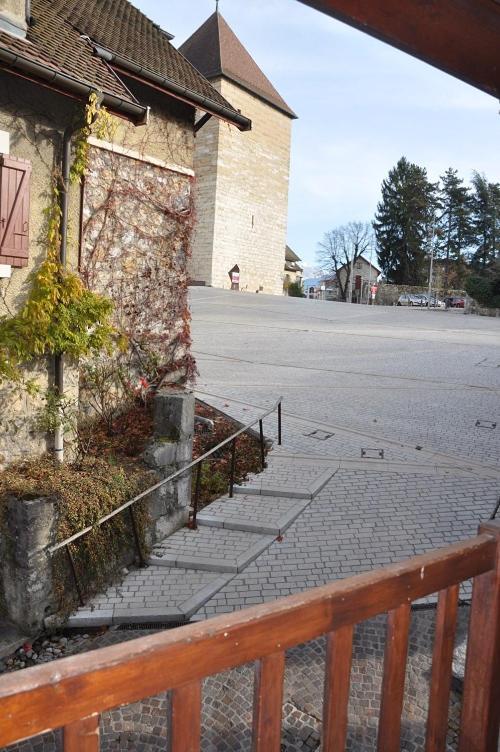 Appartement Dans La Vieille Ville, En Face Du Chateau アヌシー エクステリア 写真